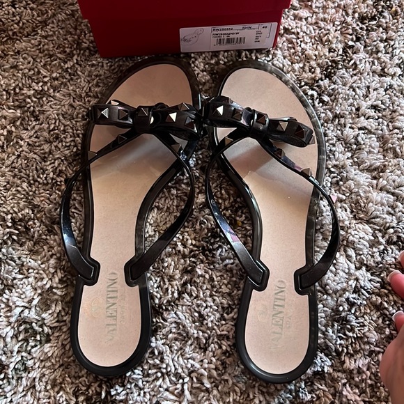Valentino Garavani Shoes - Valentino flip flops